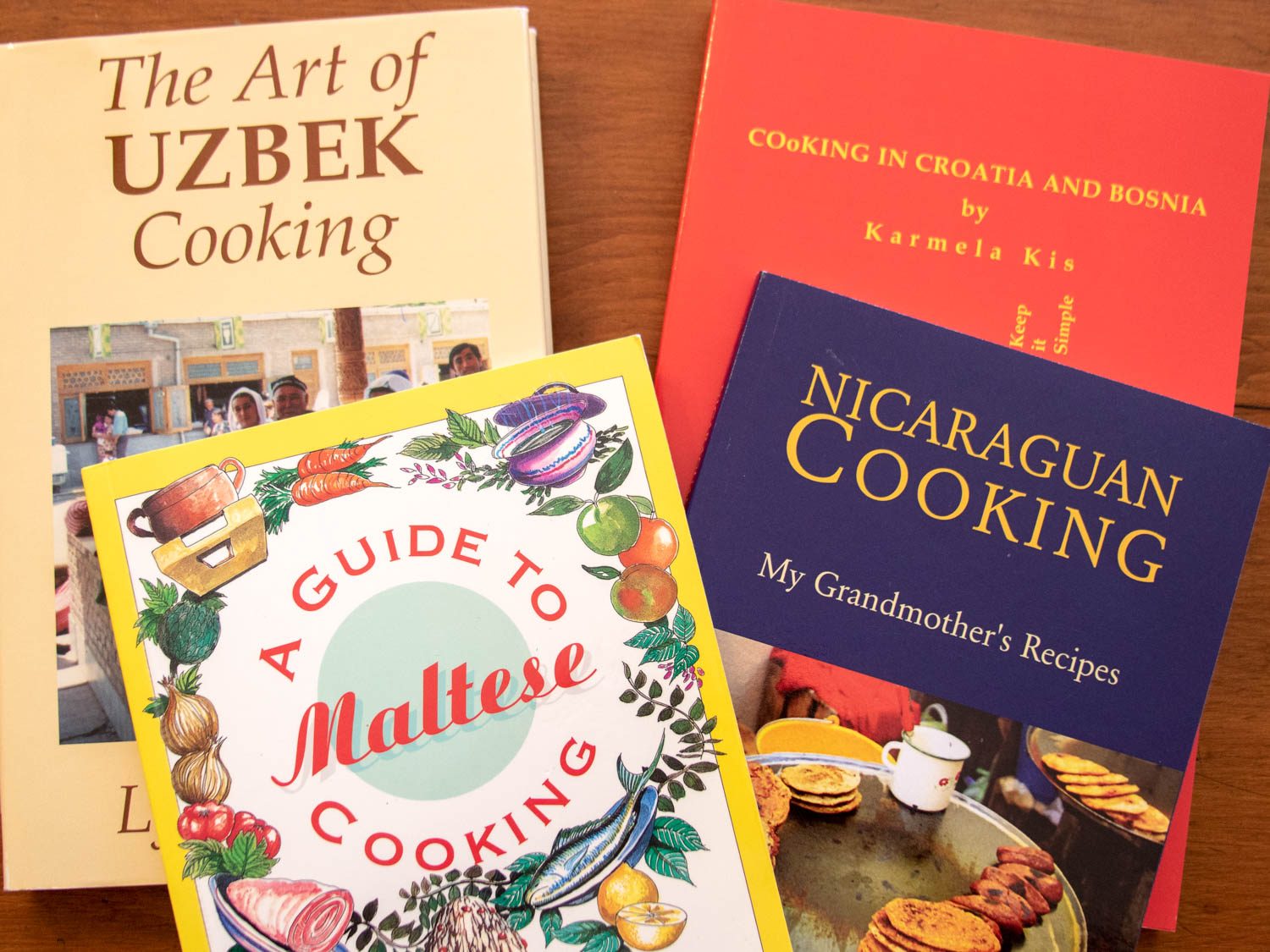 Art of Cookery книга. Cook book. Book about Cooking. Eat this book! Baking.